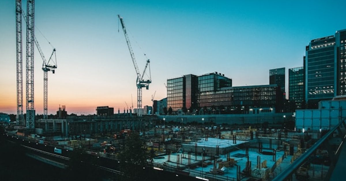 7 erreurs qui font perdre la prime CEE (et le chantier) — illustration du guide Trouvaide